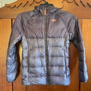 Girls Medium REI hooded lightweight coat